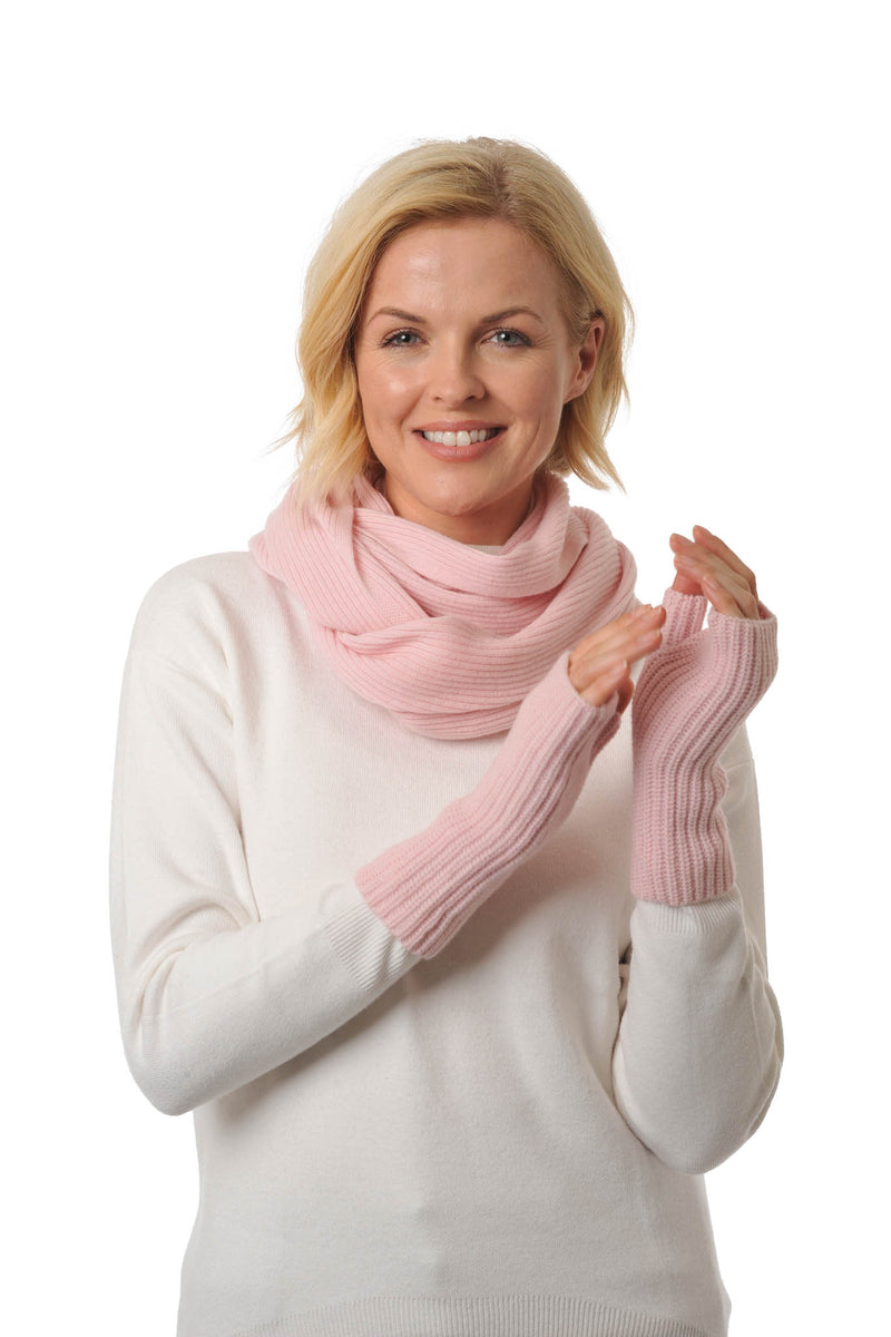 Adorawool Snood - Ribbed Design in Cashmere Merino - Pale Pink